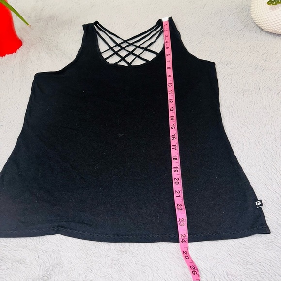 Fabletics criss cross workout top - Picture 6 of 7
